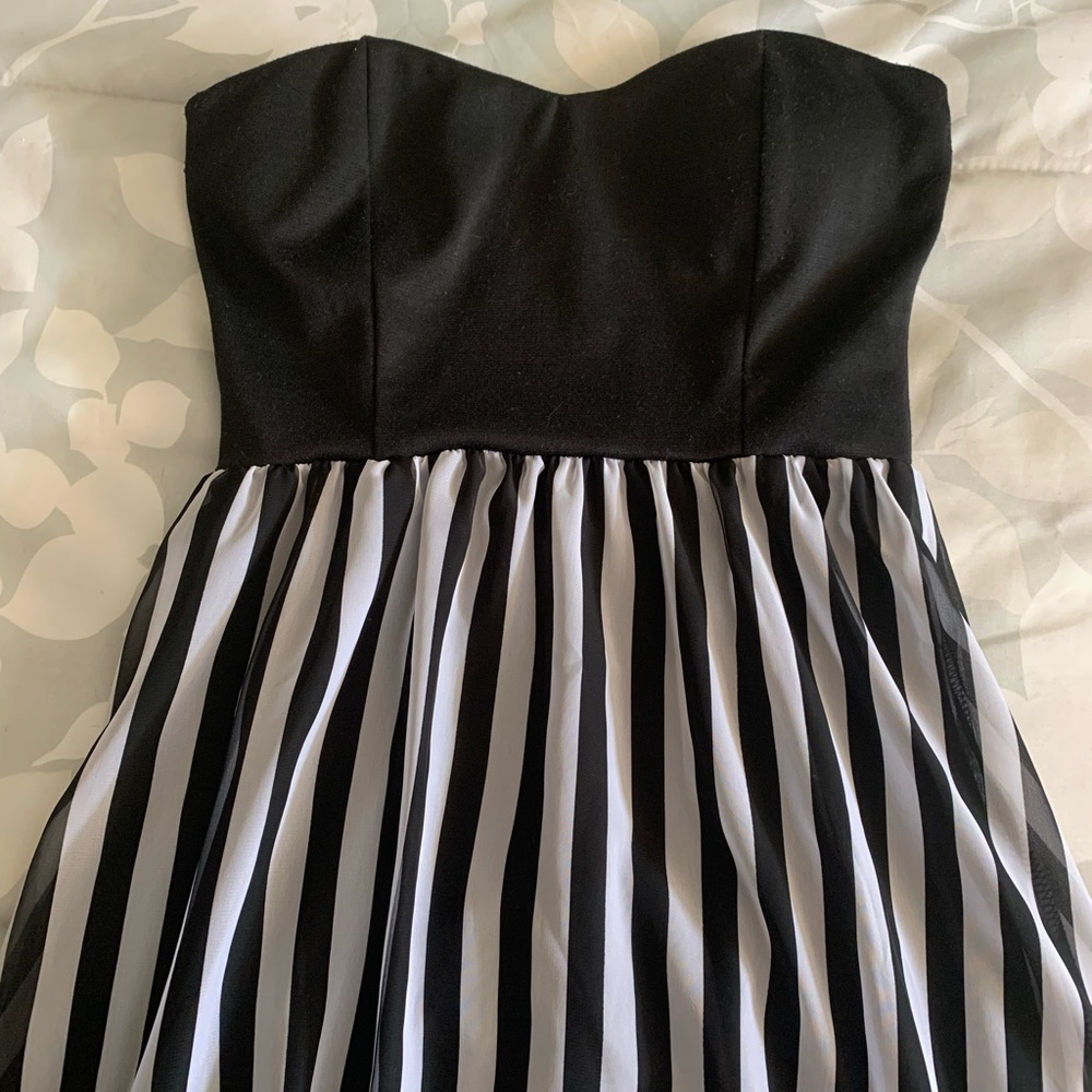 Black and white dress